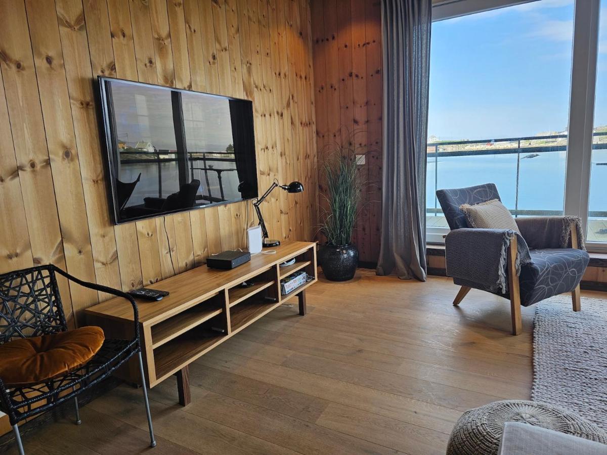 Fab 8 Sardinfabrikken - Fedje Island Aparthotel Exterior photo